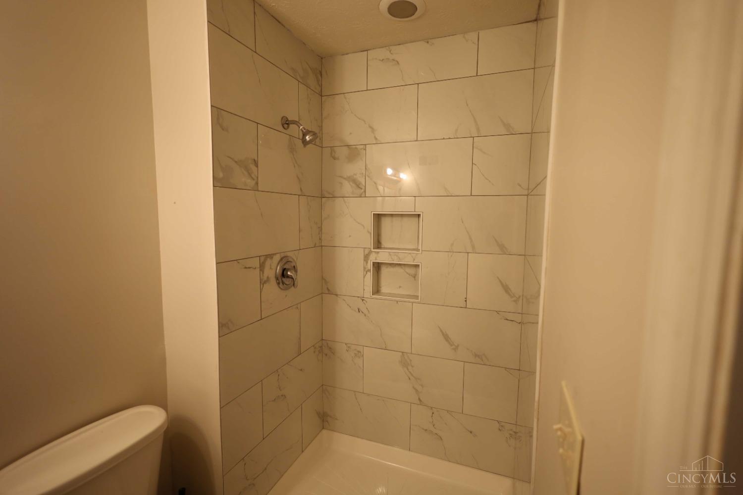12024 Mill Road Cincinnati, OH 45240 - Photo 15 of 27 Gallery Image 15