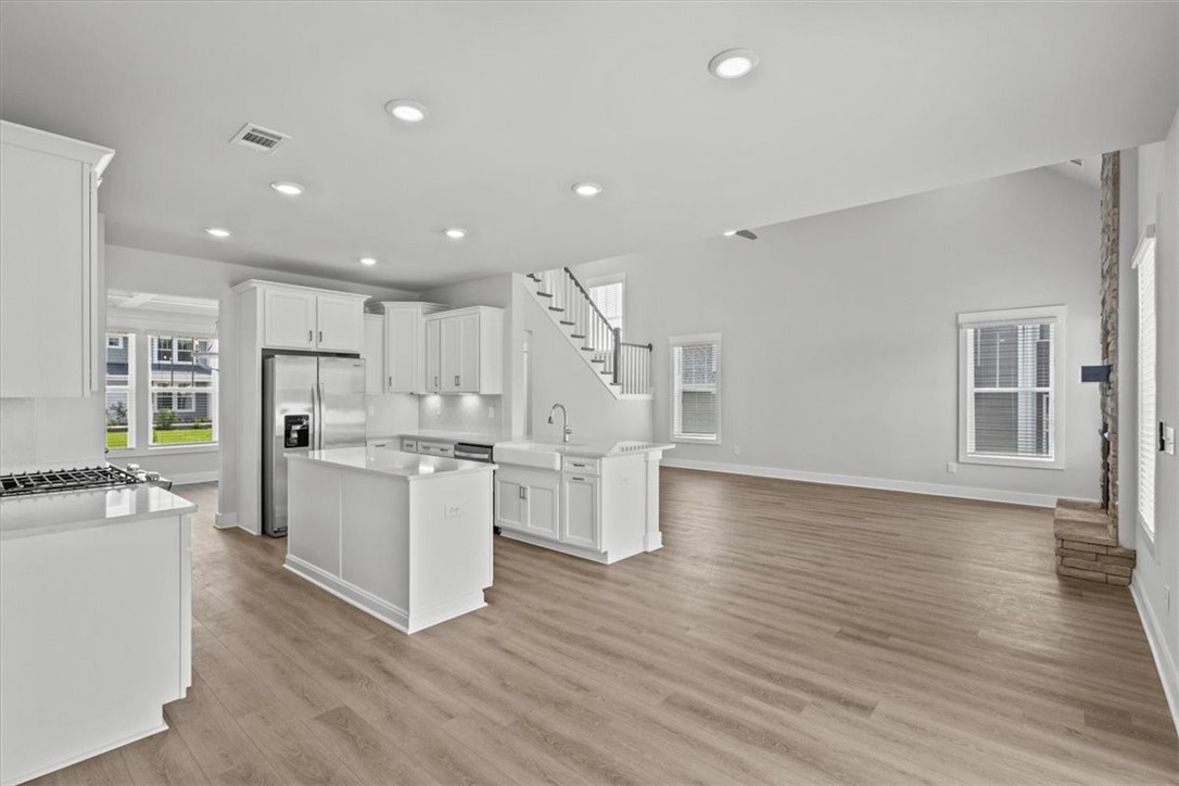 609 Wh Kay Lane Anderson, SC 29621 - Photo 11 of 40