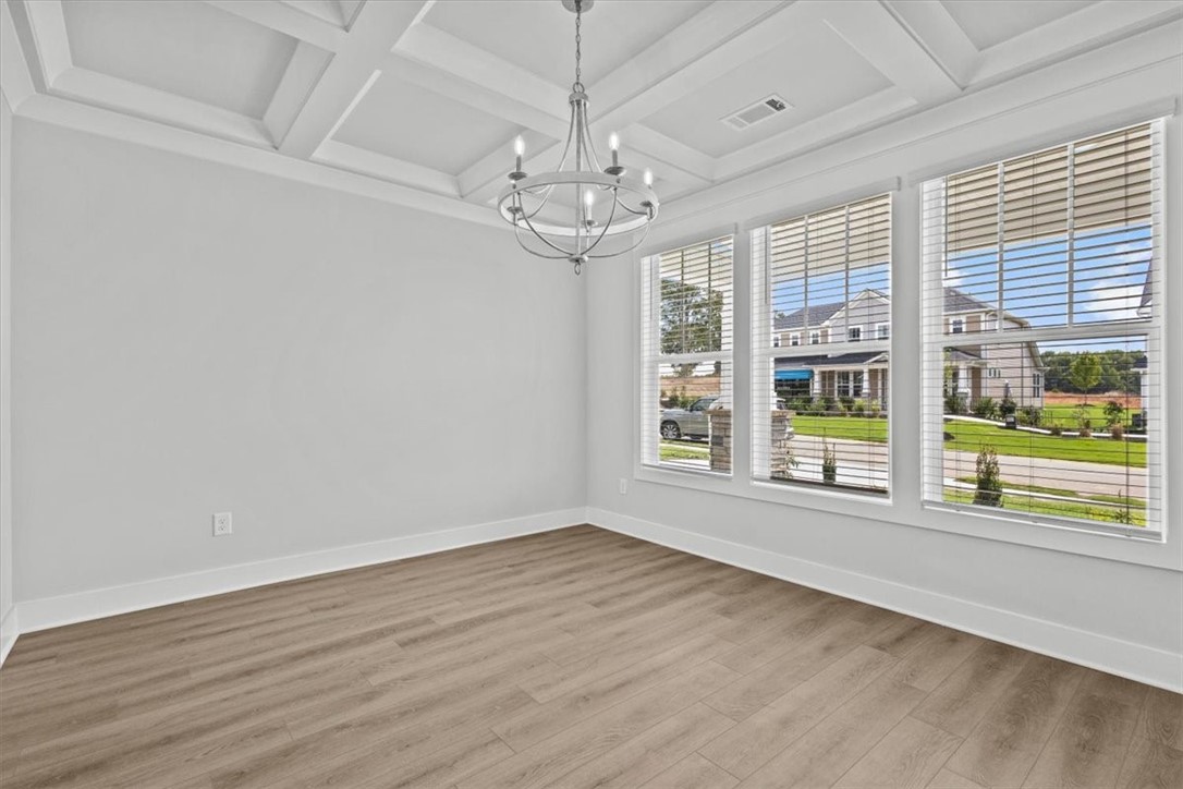 609 Wh Kay Lane Anderson, SC 29621 - Photo 6 of 40