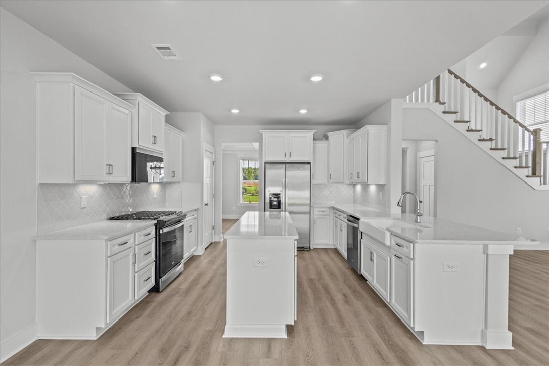 609 Wh Kay Lane Anderson, SC 29621 - Photo 9 of 40