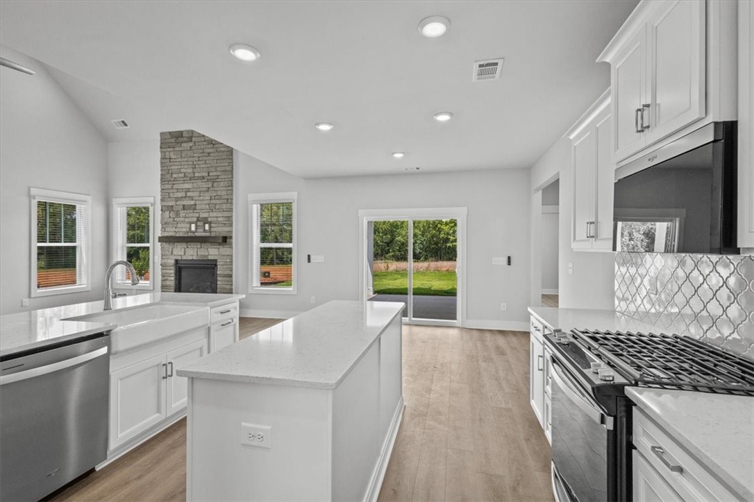 609 Wh Kay Lane Anderson, SC 29621 - Photo 10 of 40