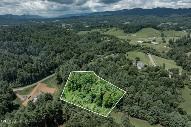 $39,900 | Lot 9 Laurelwood Ln Mountain, Unit 9, Mountain City, TN 37683