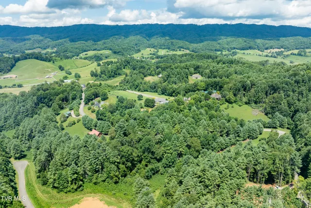 $39,900 | Lot 9 Laurelwood Ln Mountain, Unit 9, Mountain City, TN 37683