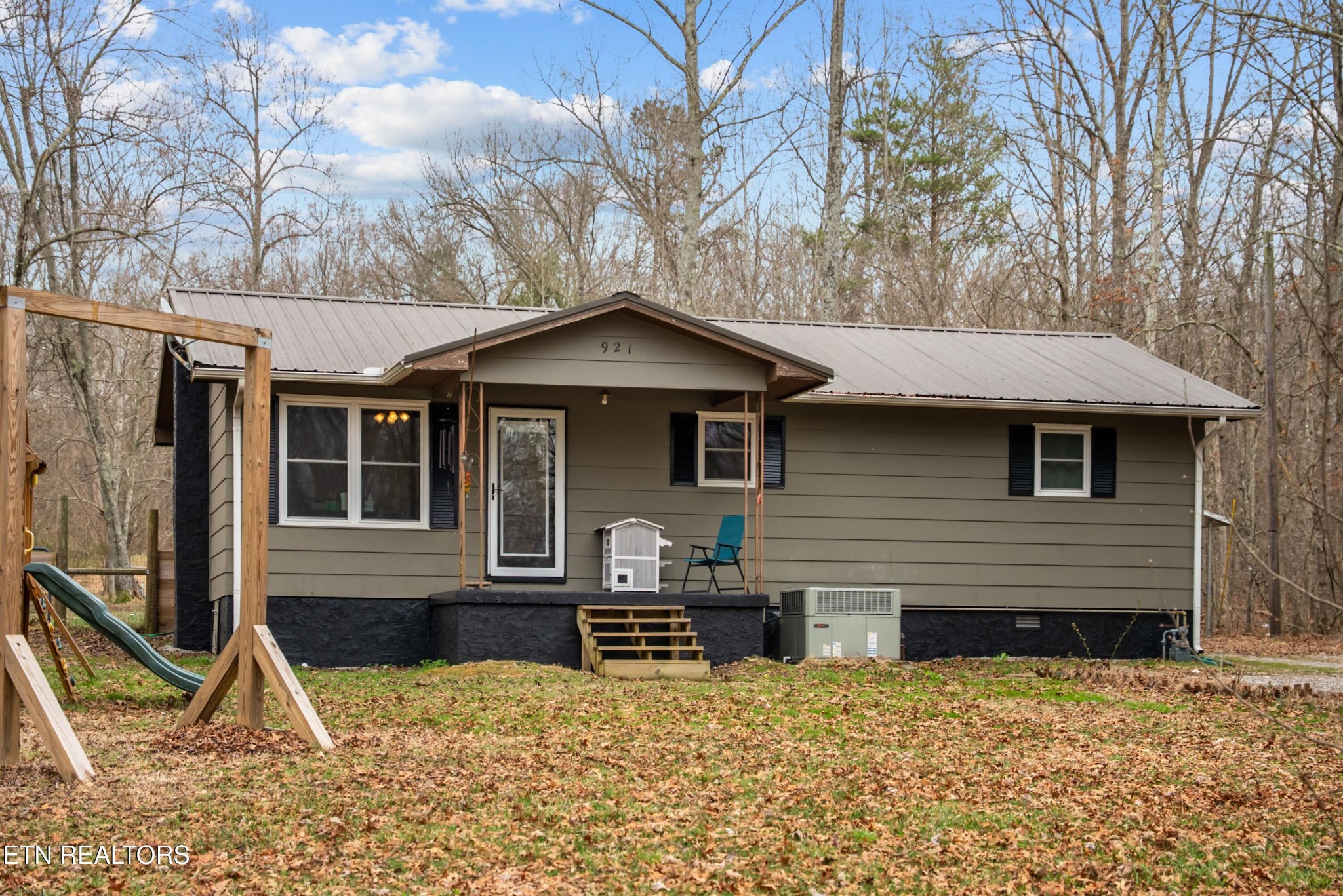 921 Fred Young Road Jamestown, TN 38556 - Photo 1 of 43 Gallery Image 1