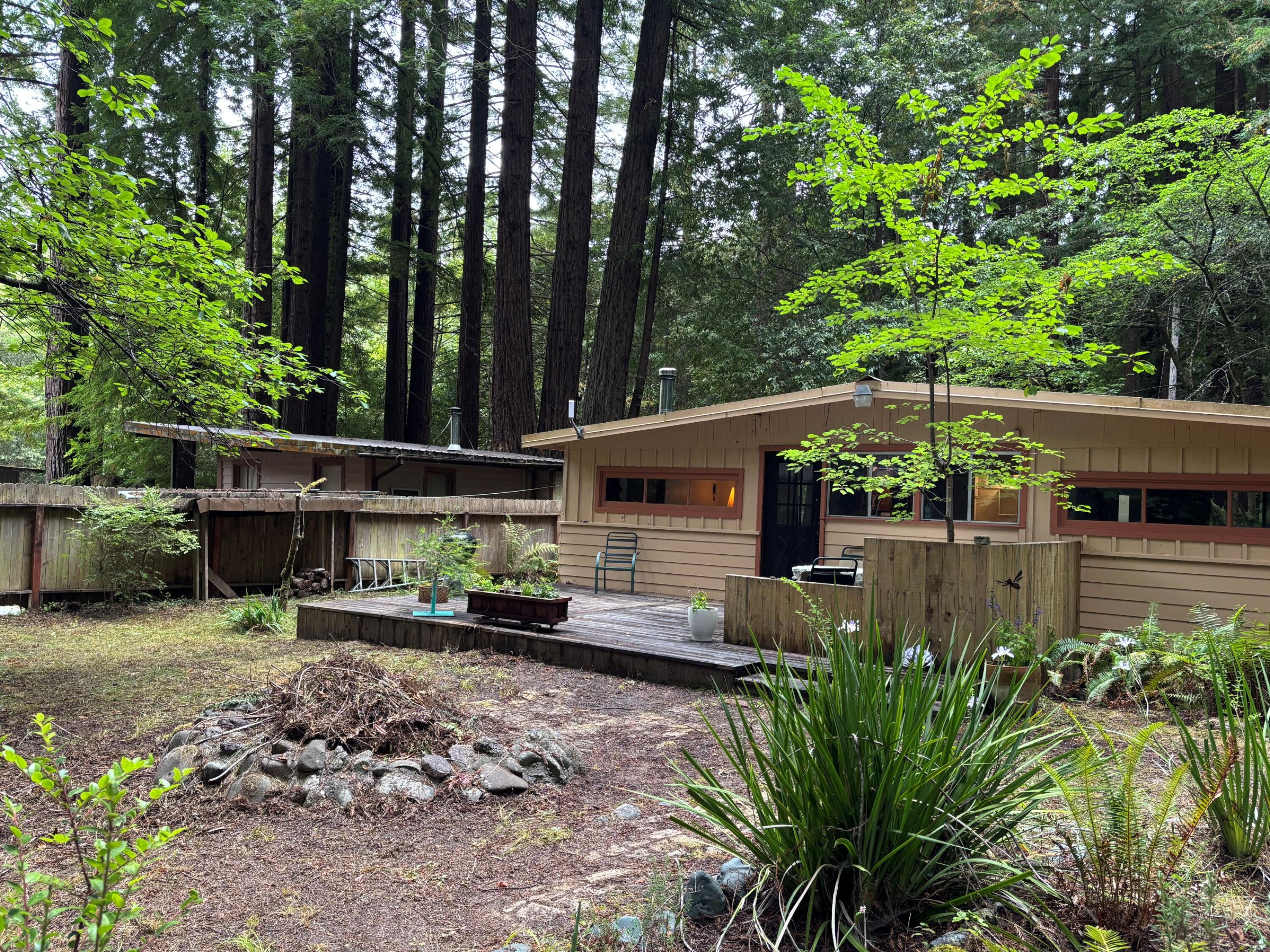 801 Riverside Park Road, Unit 39 Carlotta, CA 95528 - Photo 1 of 18 Gallery Image 1
