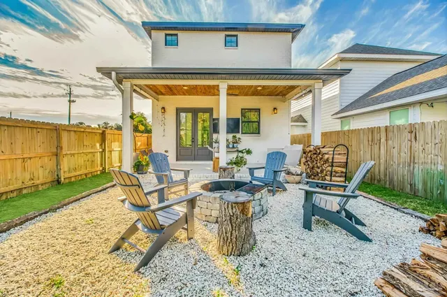 $699,000 | 1220 East Gonzalez Street, Pensacola, FL 32501