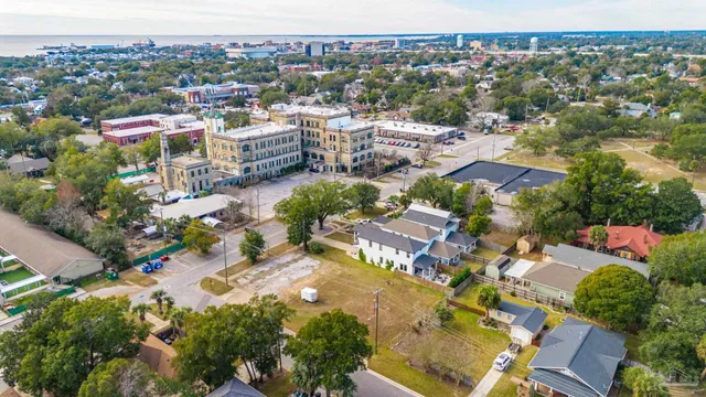 $699,000 | 1220 East Gonzalez Street, Pensacola, FL 32501