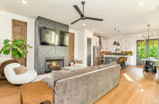 $699,000 | 1220 East Gonzalez Street, Pensacola, FL 32501