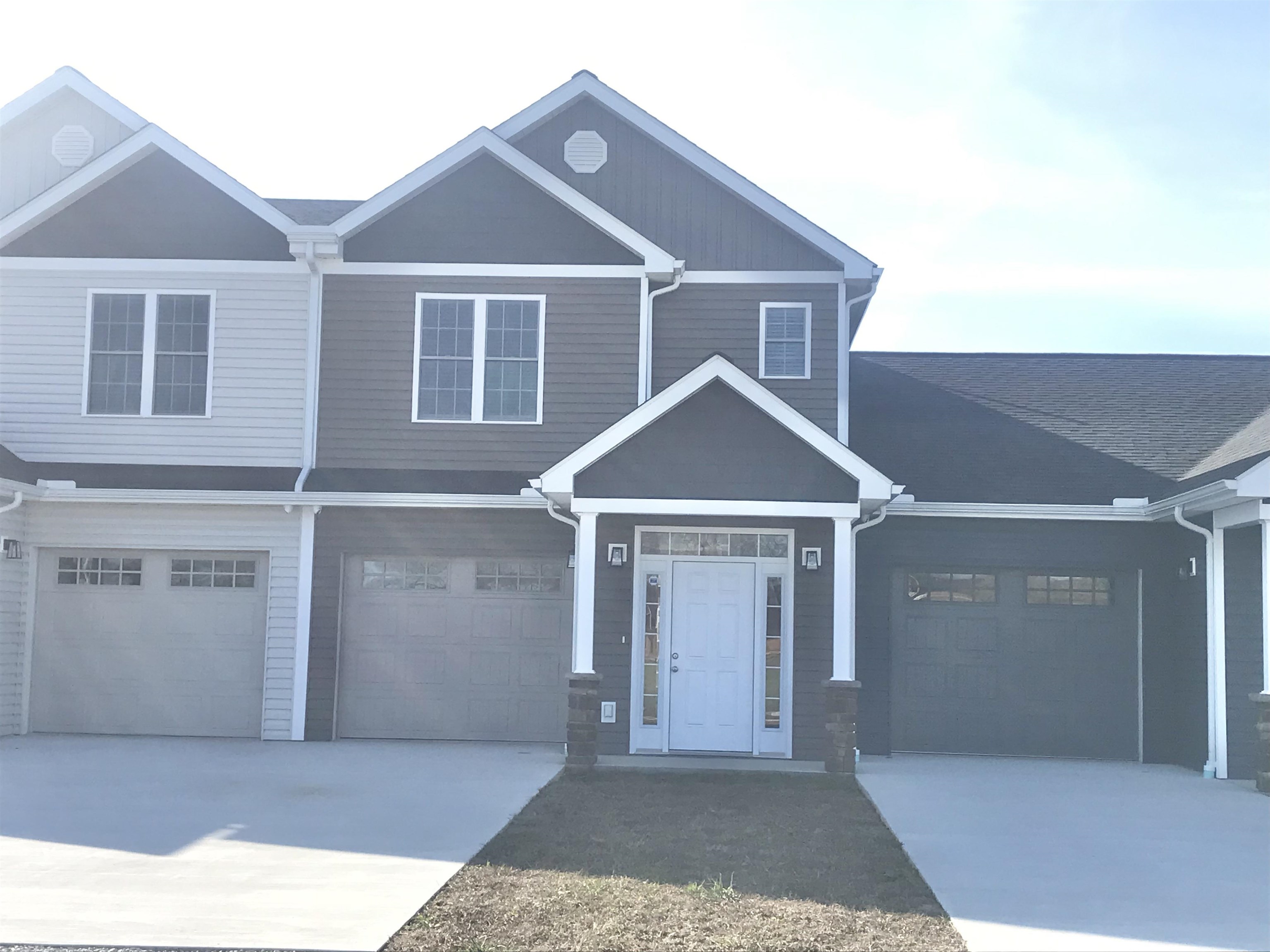 105 Bluegrass Way Grayson, KY 41143 - Photo 1 of 25