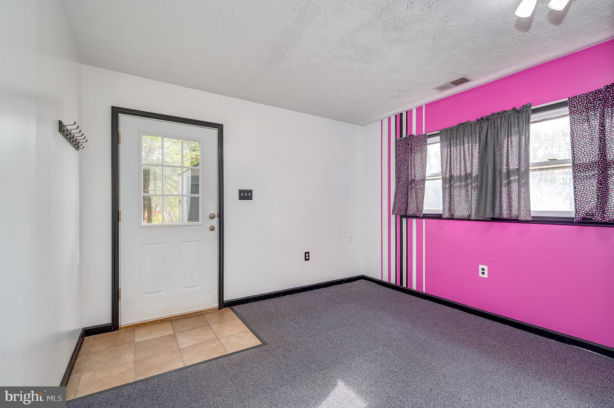 129 Longcroft Road Winchester, VA 22602 - Photo 11 of 37 Office / Potential 4th Bedroom / Flex Space