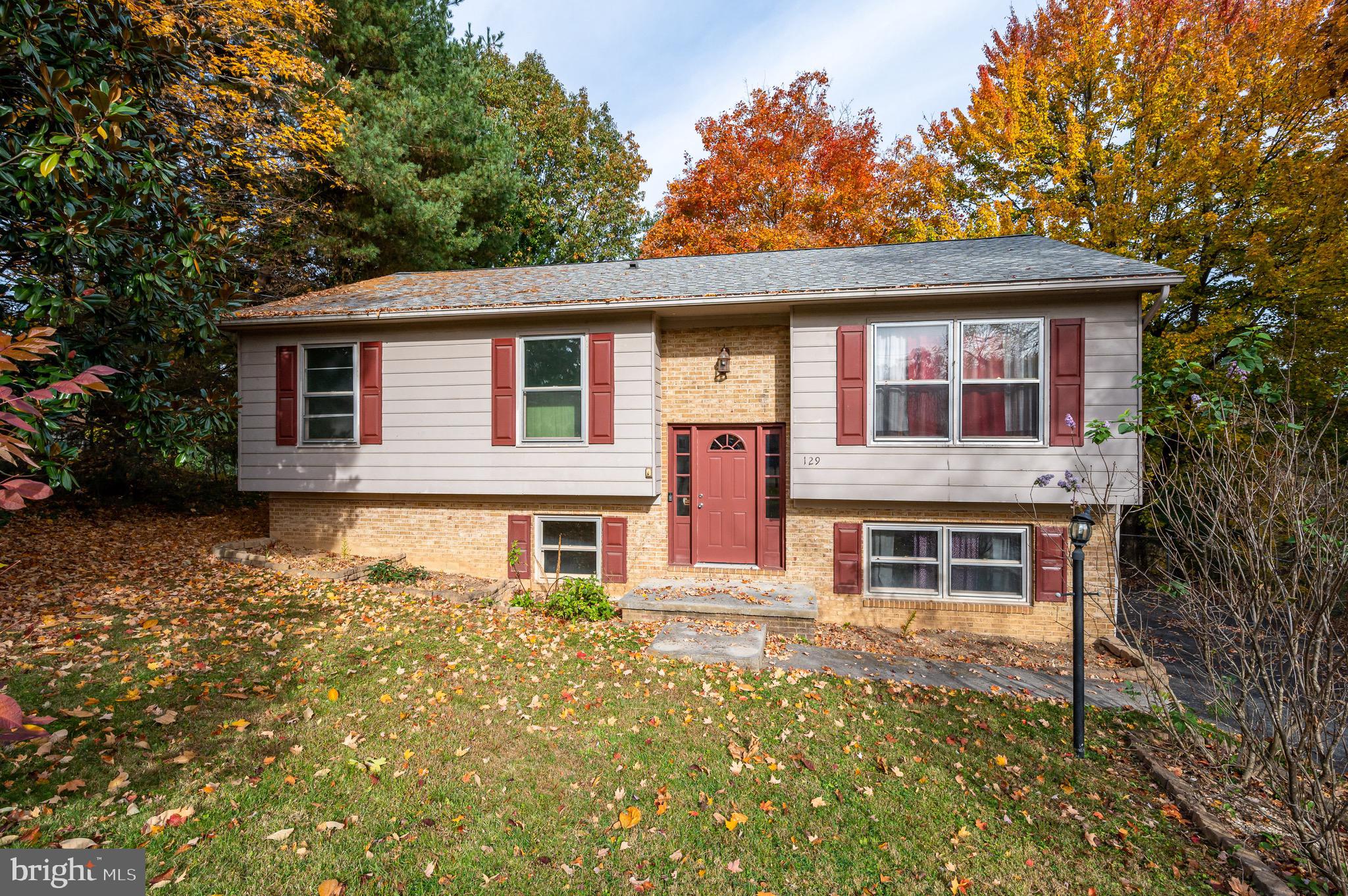 129 Longcroft Road Winchester, VA 22602 - Photo 2 of 37 Front exterior