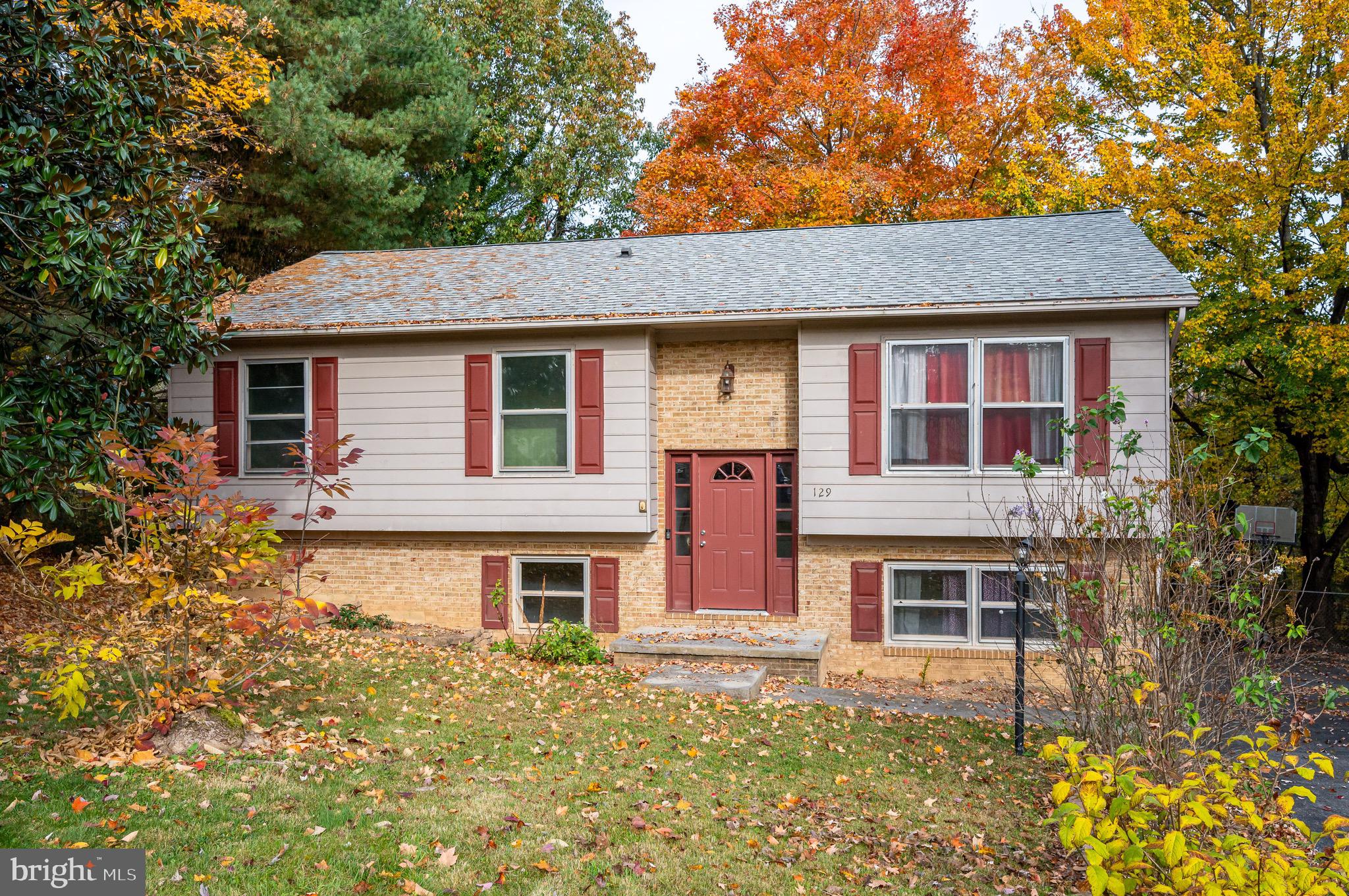 129 Longcroft Road Winchester, VA 22602 - Photo 3 of 37 Front exterior