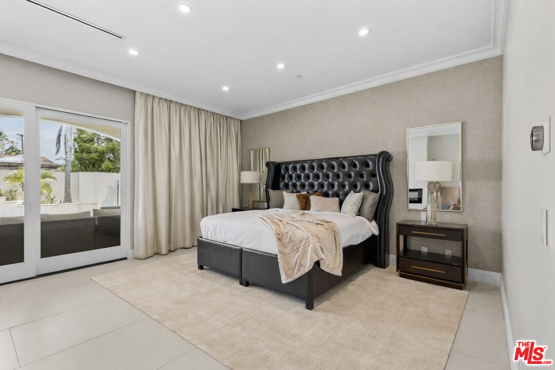 12419 Erwin Street Valley Village, CA 91606 - Photo 29 of 35