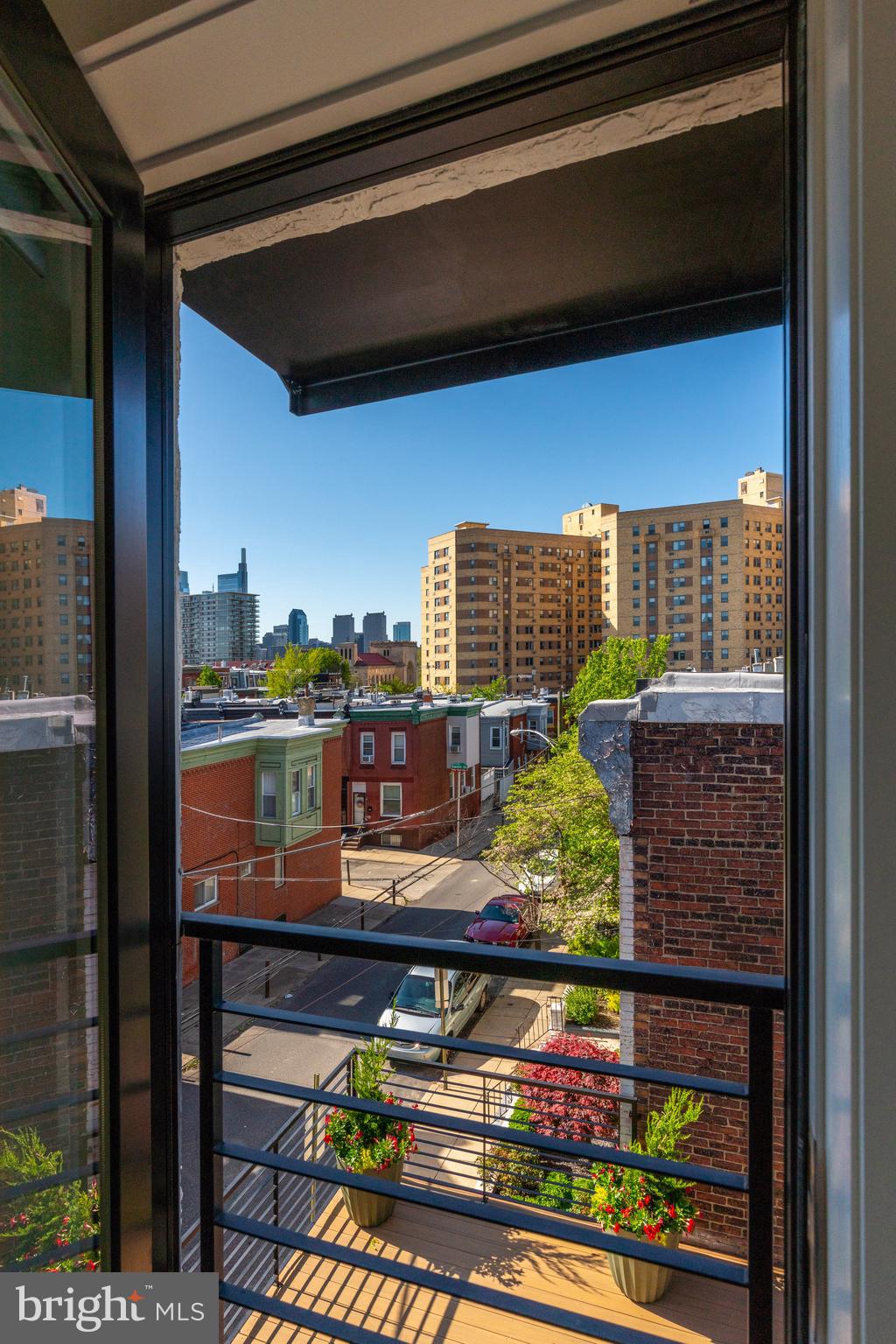 2624 Brown Street Philadelphia, PA 19130 - Photo 102 of 136