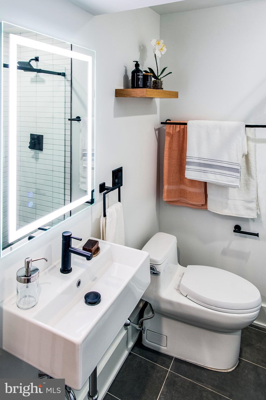 2624 Brown Street Philadelphia, PA 19130 - Photo 30 of 136