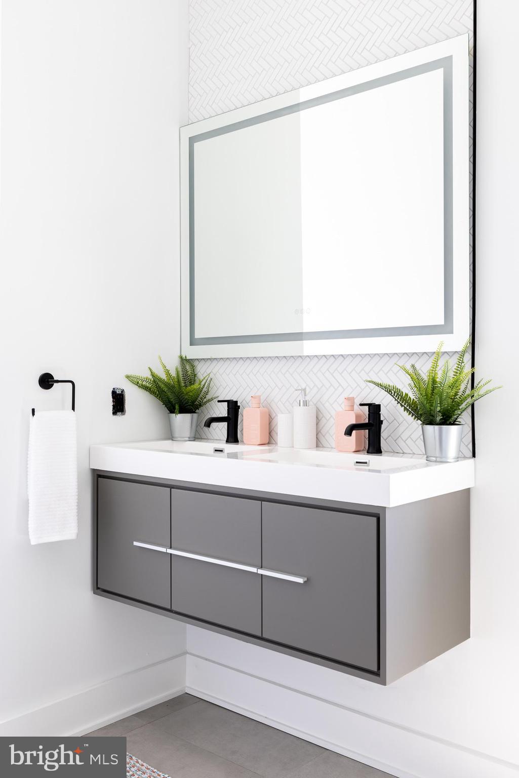 2624 Brown Street Philadelphia, PA 19130 - Photo 53 of 136