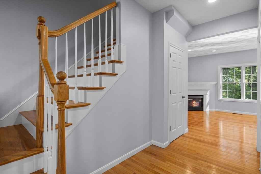 9 Blue Jay Circle, Unit 2 Wakefield, MA 01880 - Photo 12 of 29