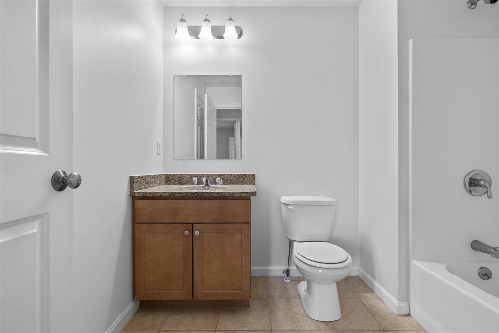 9 Blue Jay Circle, Unit 2 Wakefield, MA 01880 - Photo 21 of 29