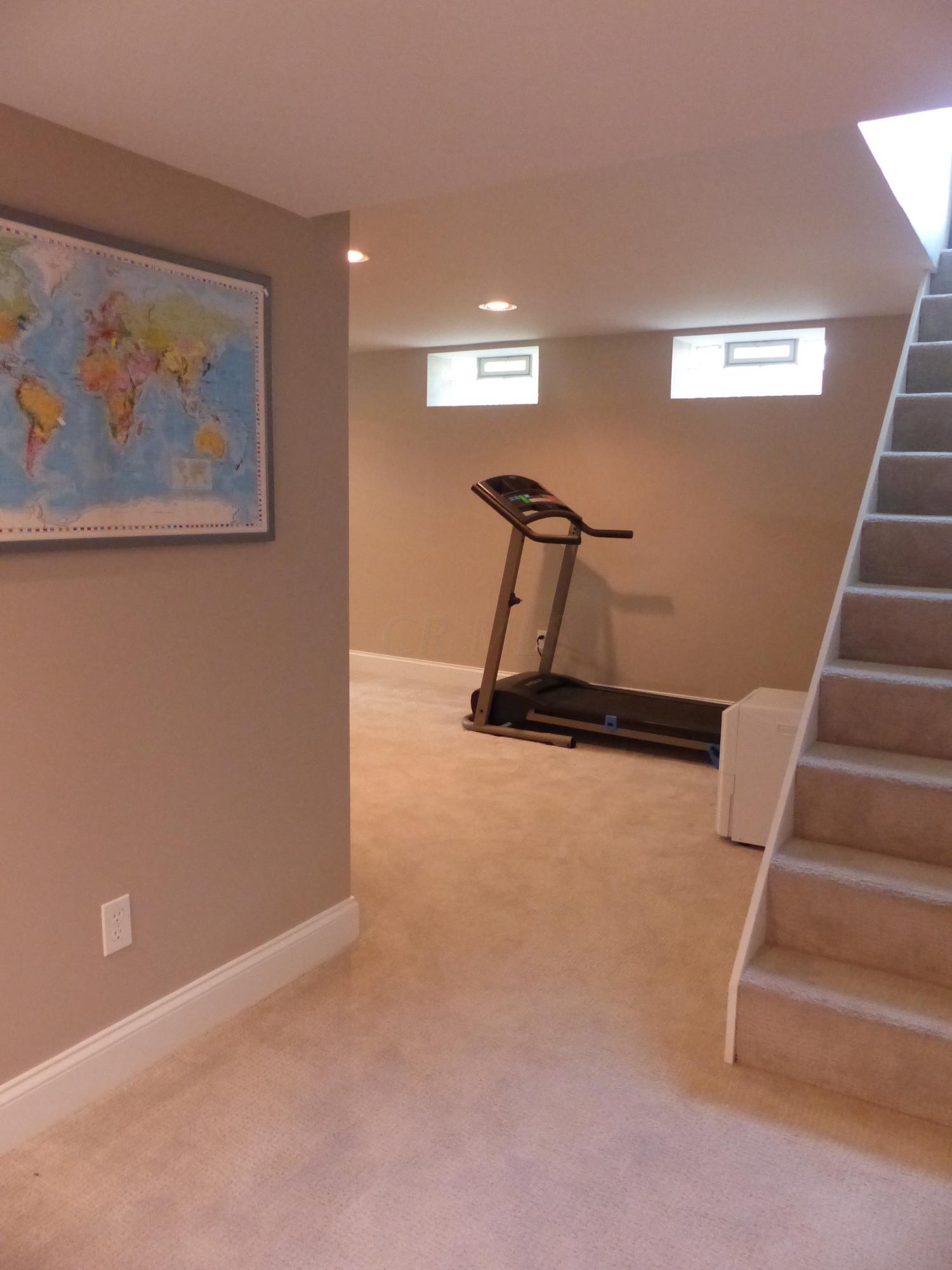 2722 Nottingham Road Columbus, OH 43221 - Photo 26 of 34