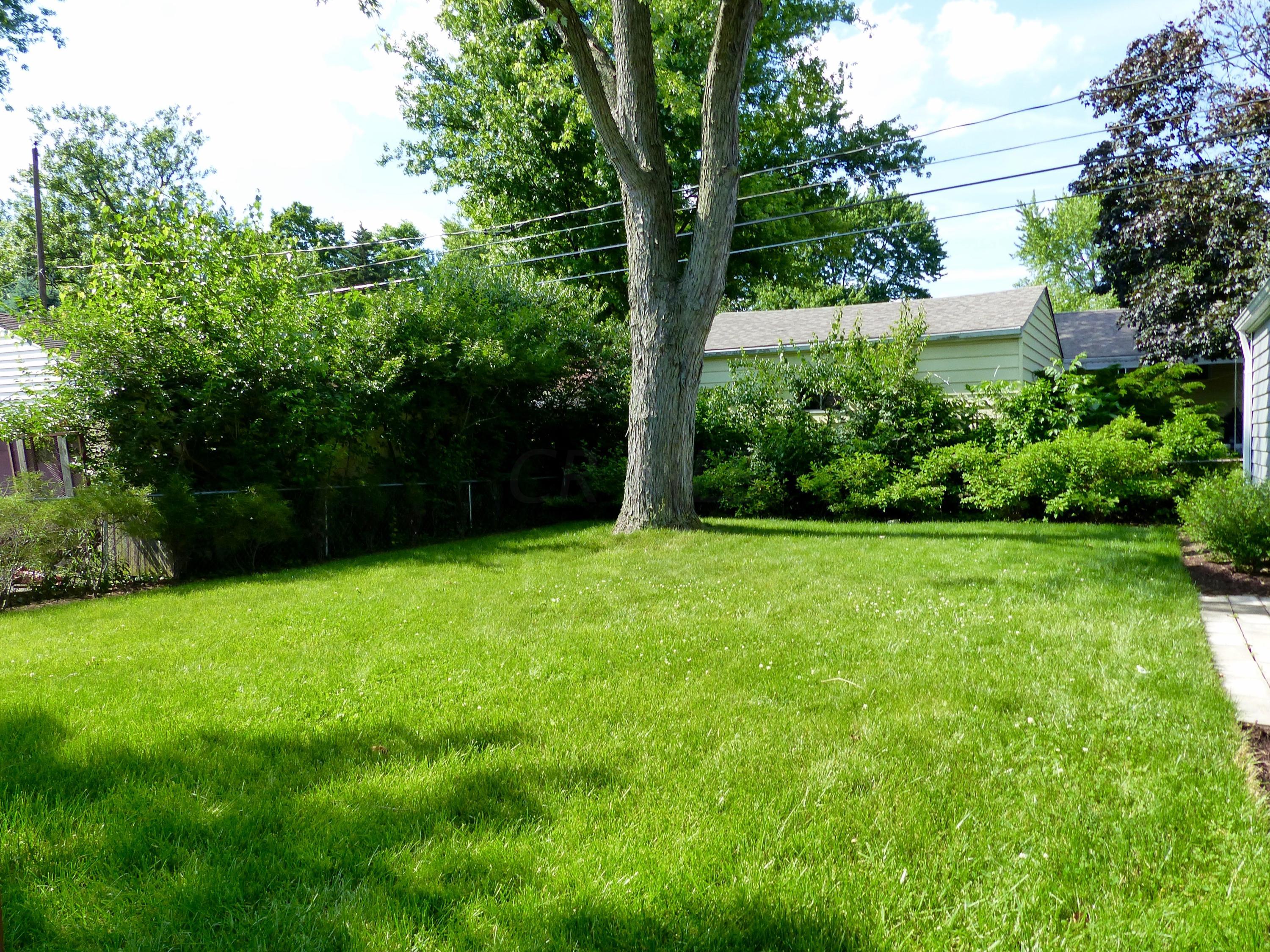 2722 Nottingham Road Columbus, OH 43221 - Photo 30 of 34