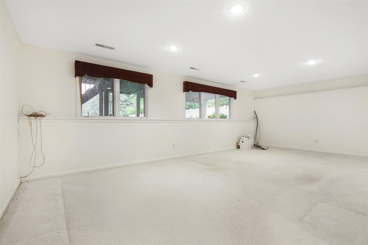317 Mayer Road Frankenmuth, MI 48734 - Photo 31 of 59 50076322-42.JPG