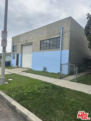 $1,499,000 | 2411 Exposition Place, Los Angeles, CA 90018