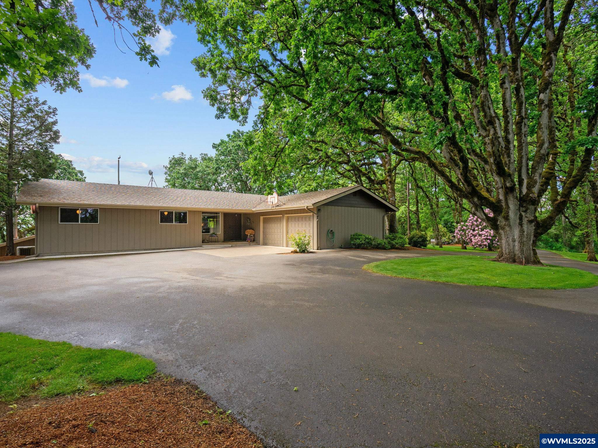 4355 North Oak Grove Road Rickreall, OR 97371 - Photo 1 of 50 Gallery Image 1