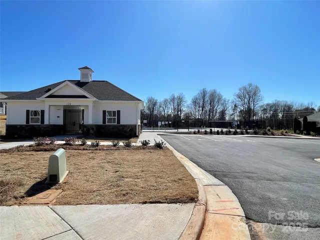 $339,000 | 143 Parker Claire Lane, Kings Mountain, NC 28086