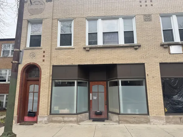 $2,000 | 5816 West Higgins Avenue, Unit 2, Chicago, IL 60630