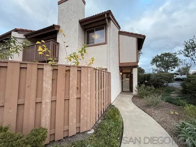 $3,695 | 5353 Aztec Drive, Unit 1, La Mesa, CA 91942