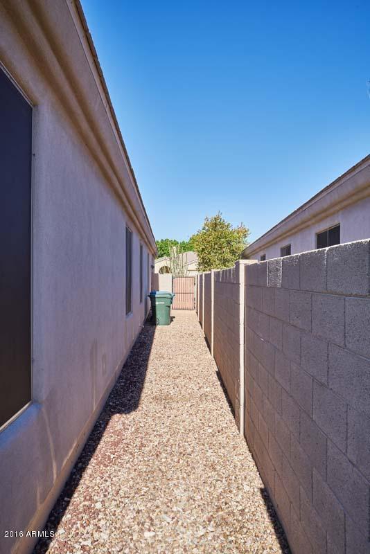 3135 East Amber Ridge Way Phoenix, AZ 85048 - Photo 34 of 41 Side Gate