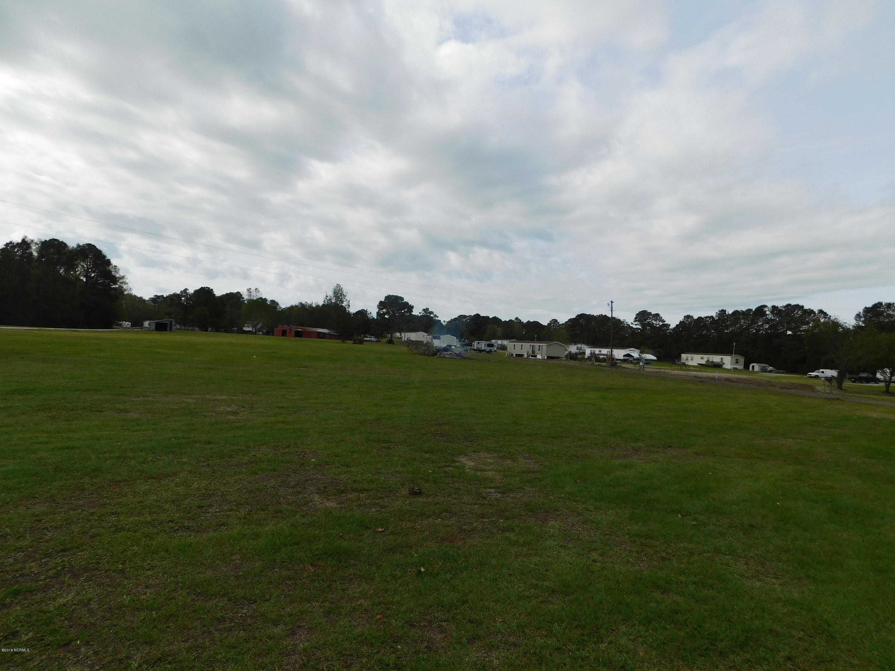 672 Roberts Road Newport, NC 28570 - Photo 12 of 36 Pasture