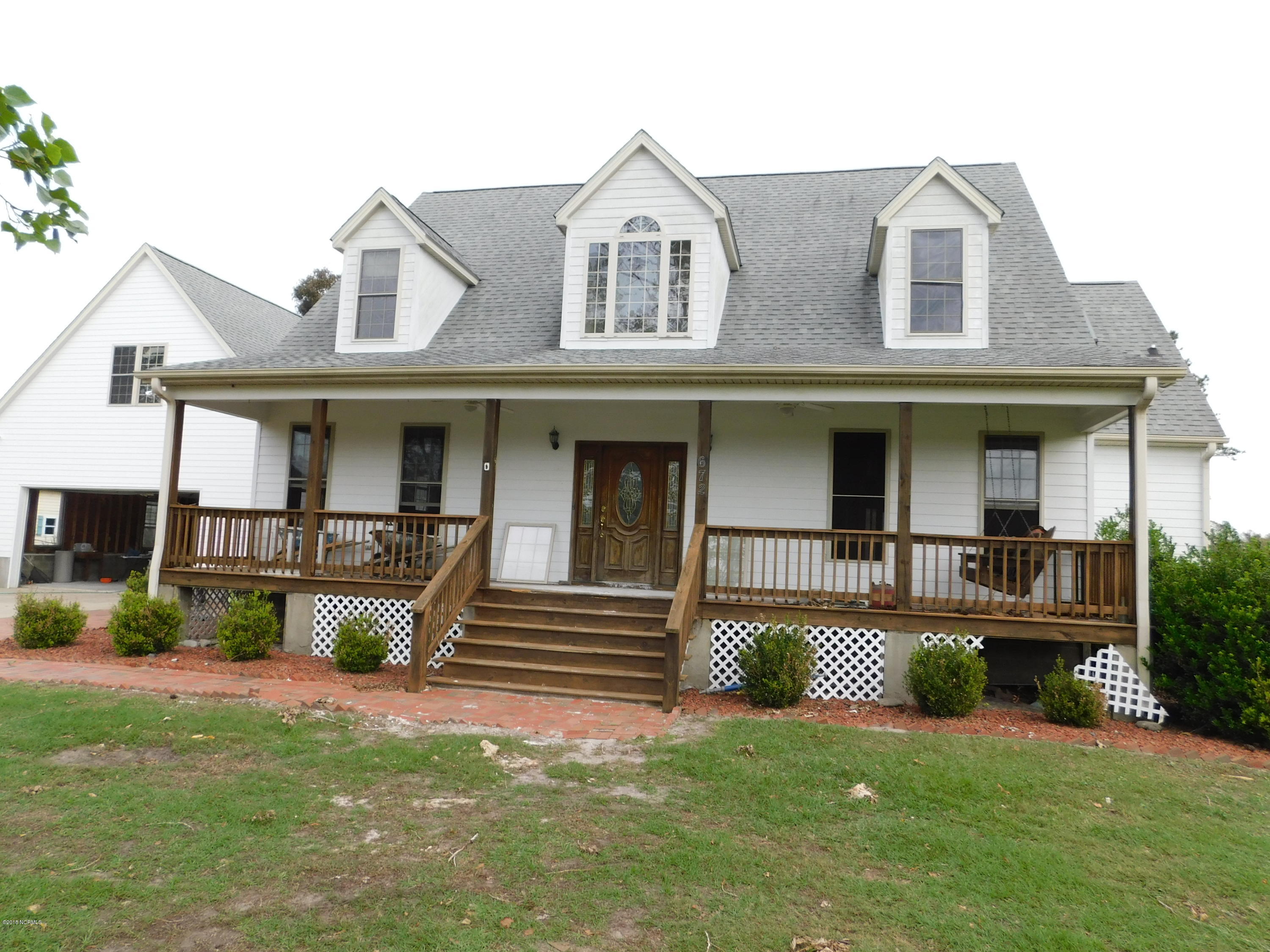 672 Roberts Road Newport, NC 28570 - Photo 2 of 36 Close up
