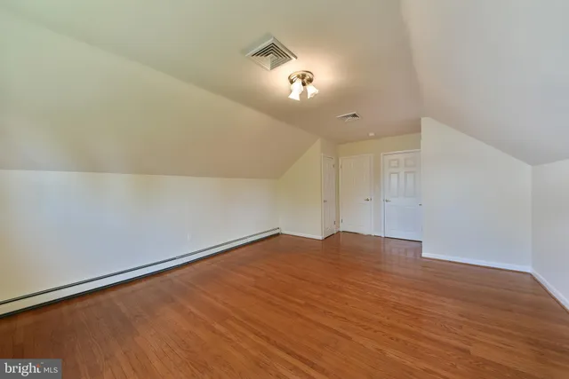 $599,000 | 2106 Carolton Way, Flourtown, PA 19031