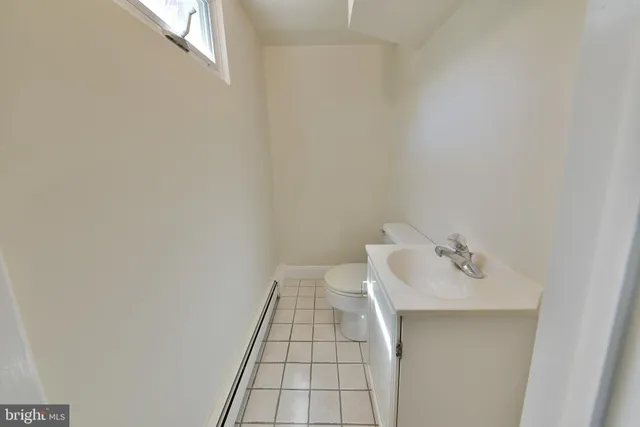 $599,000 | 2106 Carolton Way, Flourtown, PA 19031