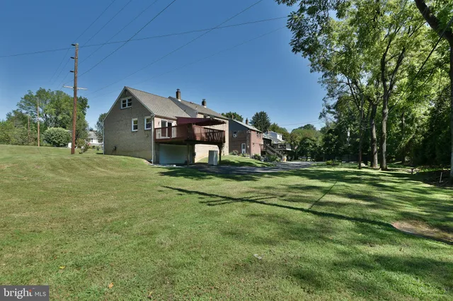 $599,000 | 2106 Carolton Way, Flourtown, PA 19031