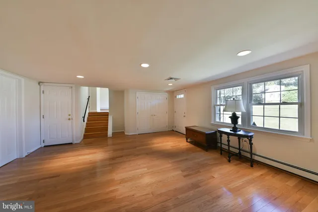 $599,000 | 2106 Carolton Way, Flourtown, PA 19031