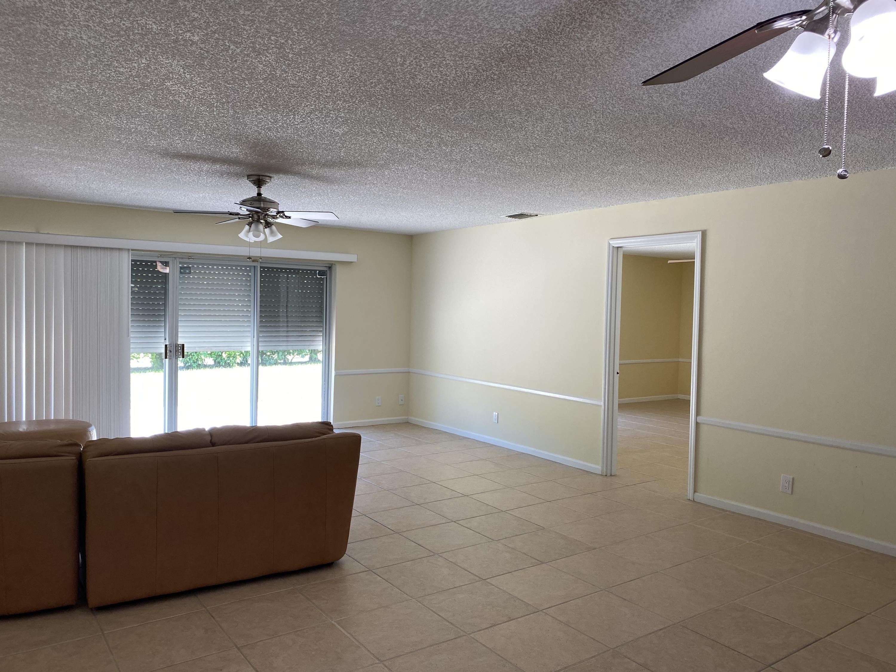 500 Southwest 1st Street Boca Raton, FL 33432 - Photo 13 of 29 Living