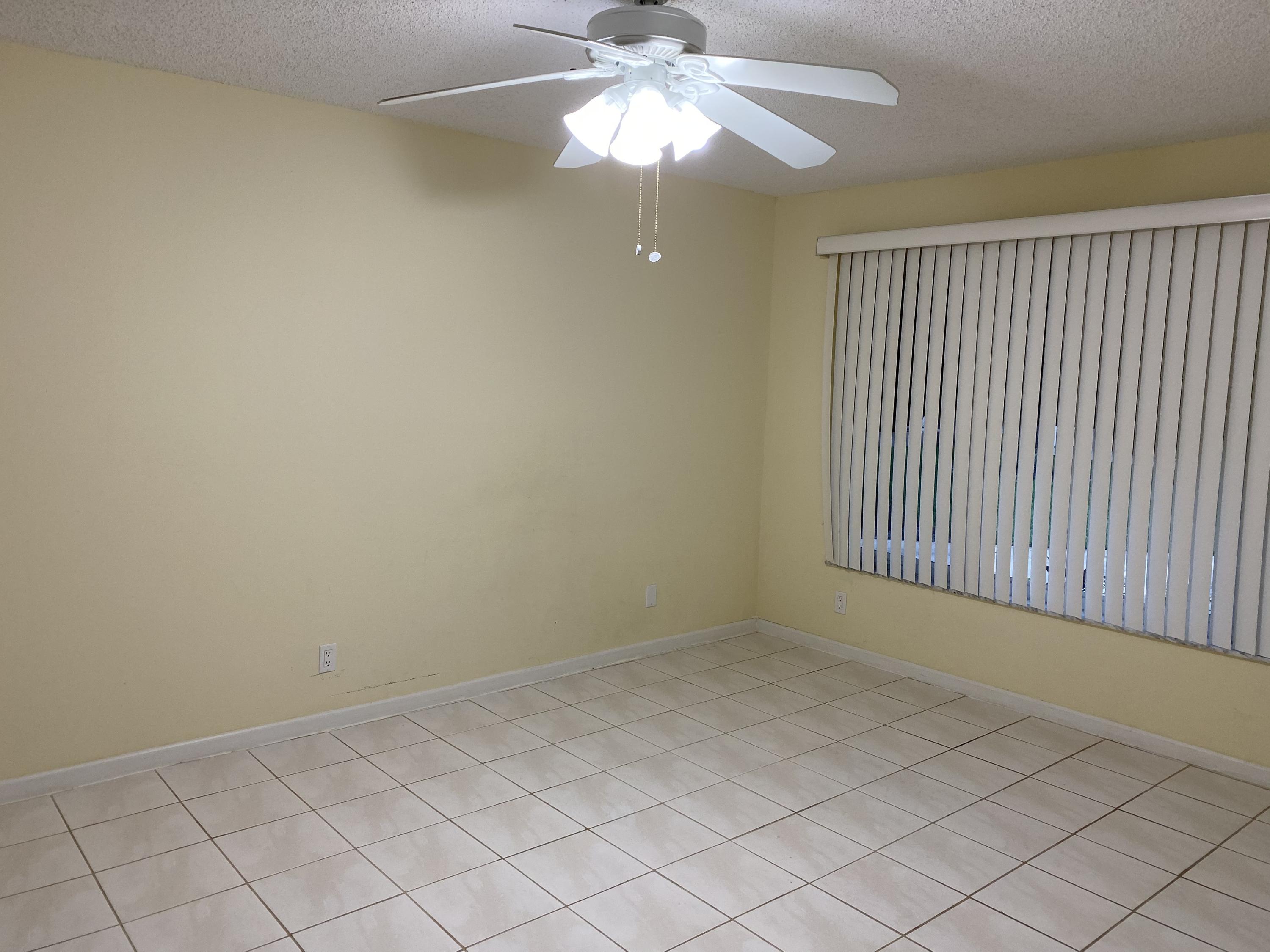 500 Southwest 1st Street Boca Raton, FL 33432 - Photo 24 of 29 3rd bedroom
