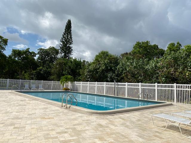 500 Southwest 1st Street Boca Raton, FL 33432 - Photo 5 of 29 Community pool