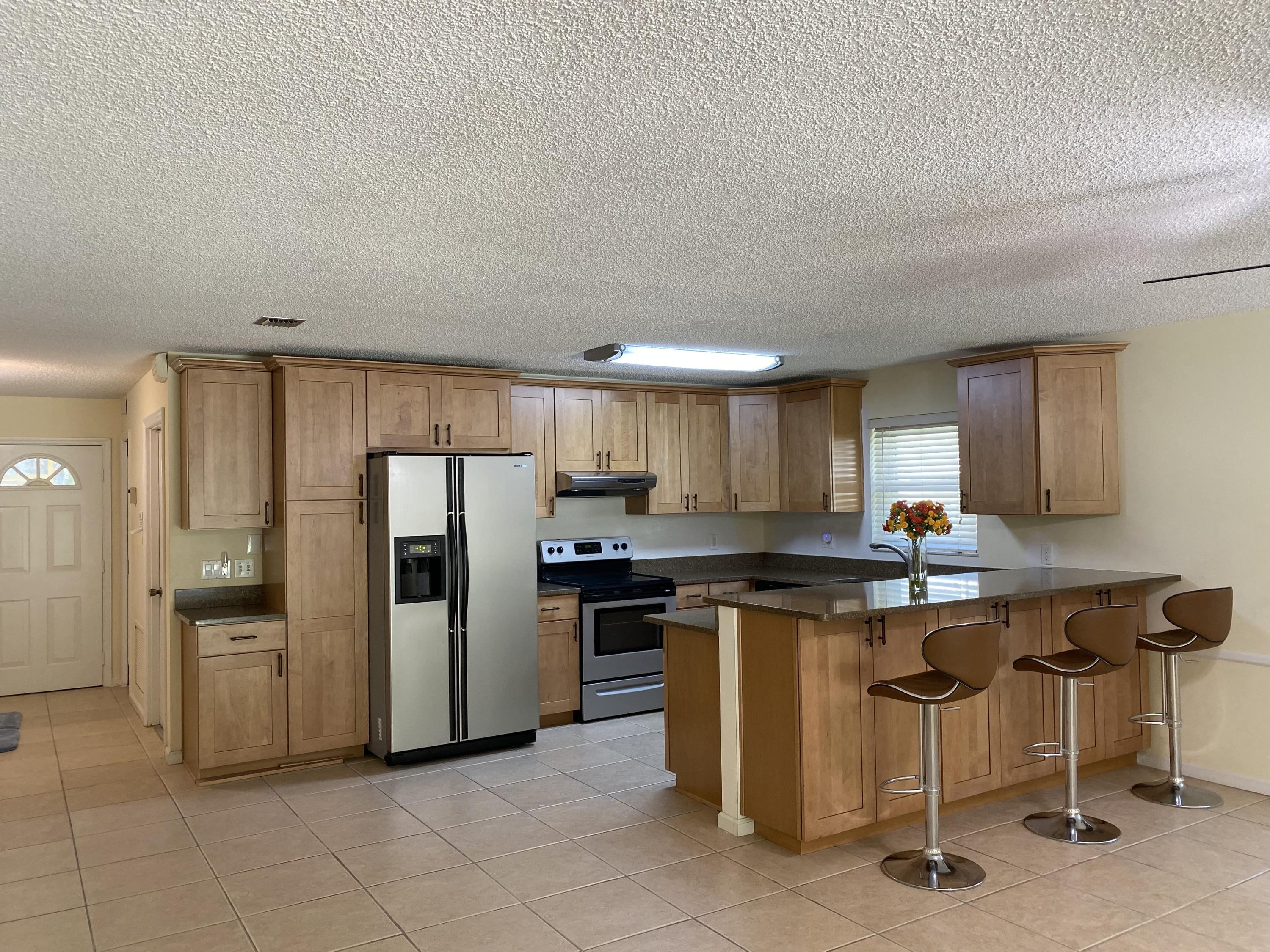 500 Southwest 1st Street Boca Raton, FL 33432 - Photo 8 of 29 Kitchen