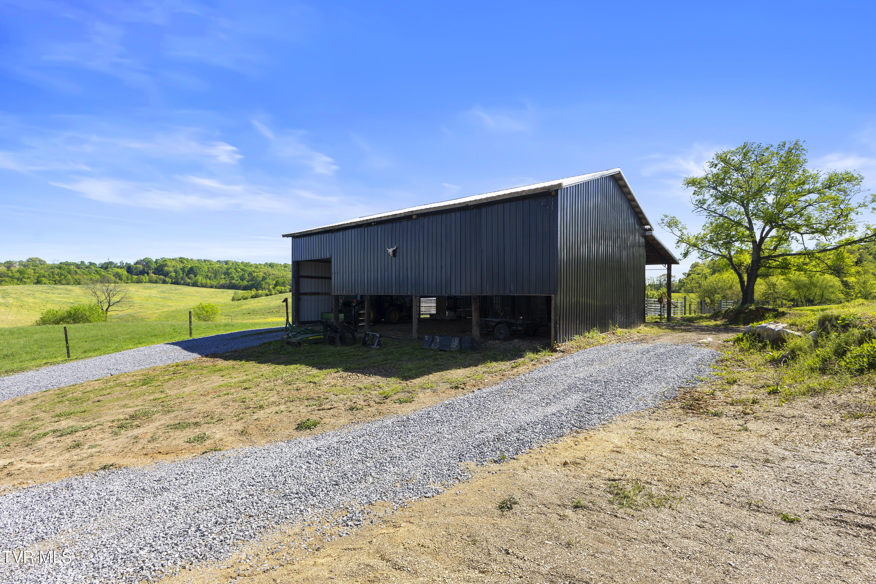 4310 Poplar Springs Road Greeneville, TN 37743 - Photo 46 of 67 128A2194