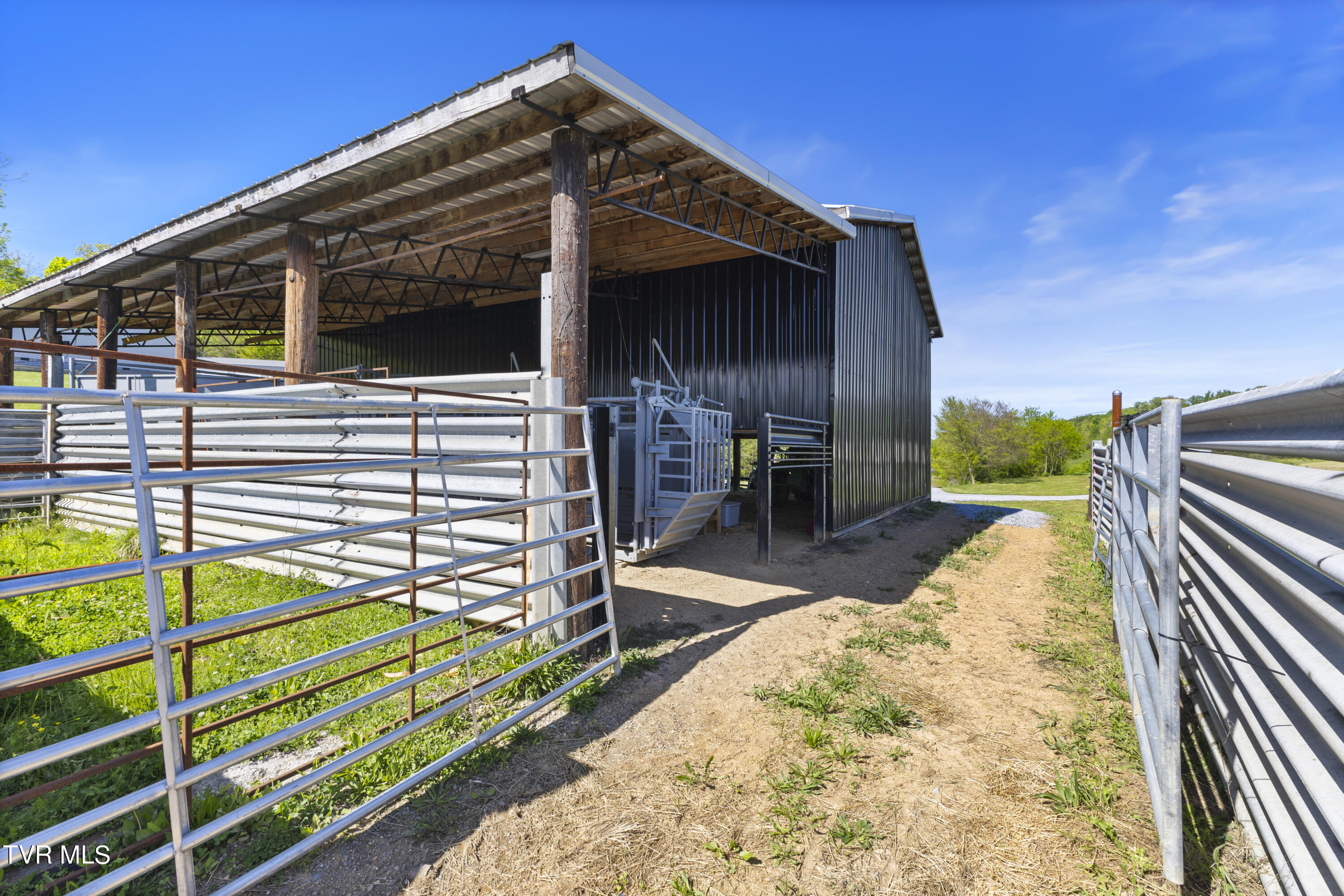 4310 Poplar Springs Road Greeneville, TN 37743 - Photo 47 of 67 128A2200