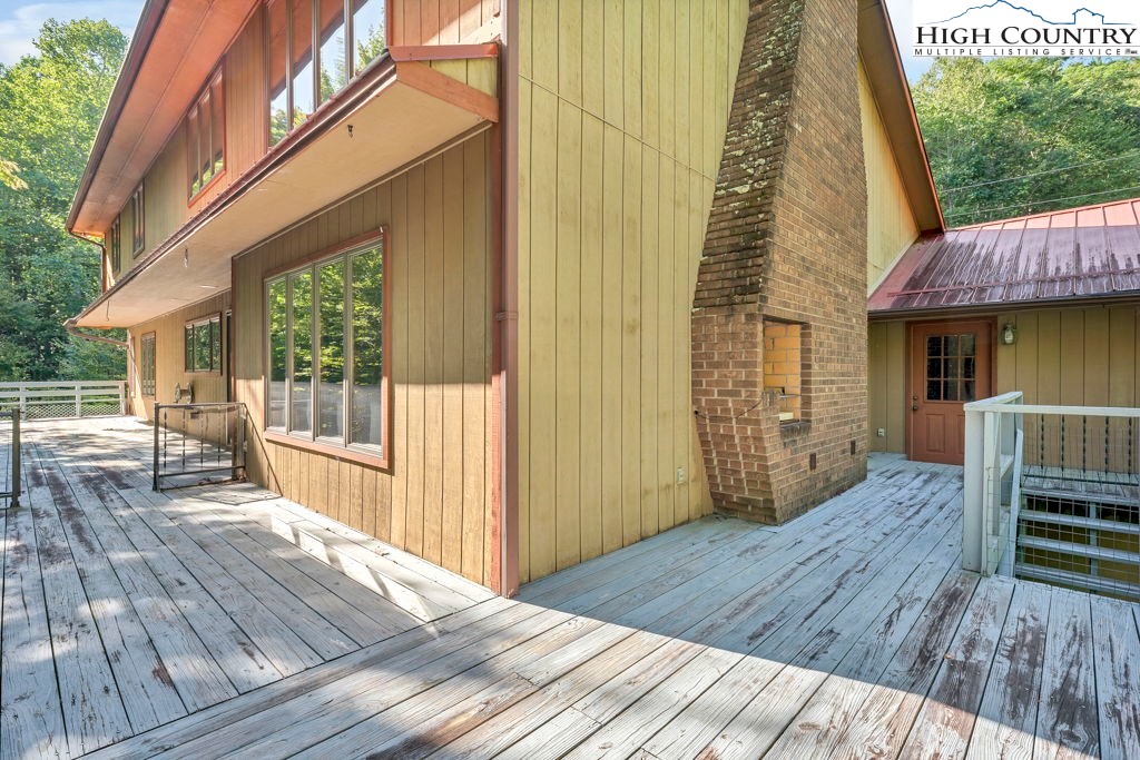 358 Devonwood Drive Boone, NC 28607 - Photo 4 of 50