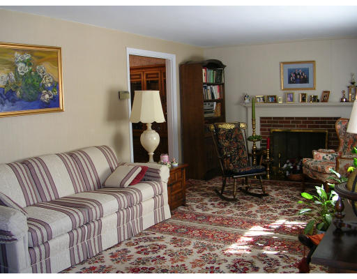 22 Slayton Road Melrose, MA 02176 - Photo 2 of 6 Gallery Image 2