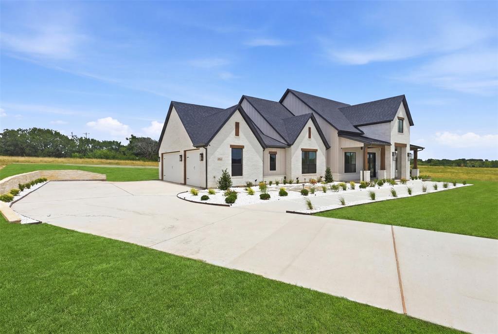 1024 Ranch Vista Road Granbury, TX 76049 - Photo 2 of 40