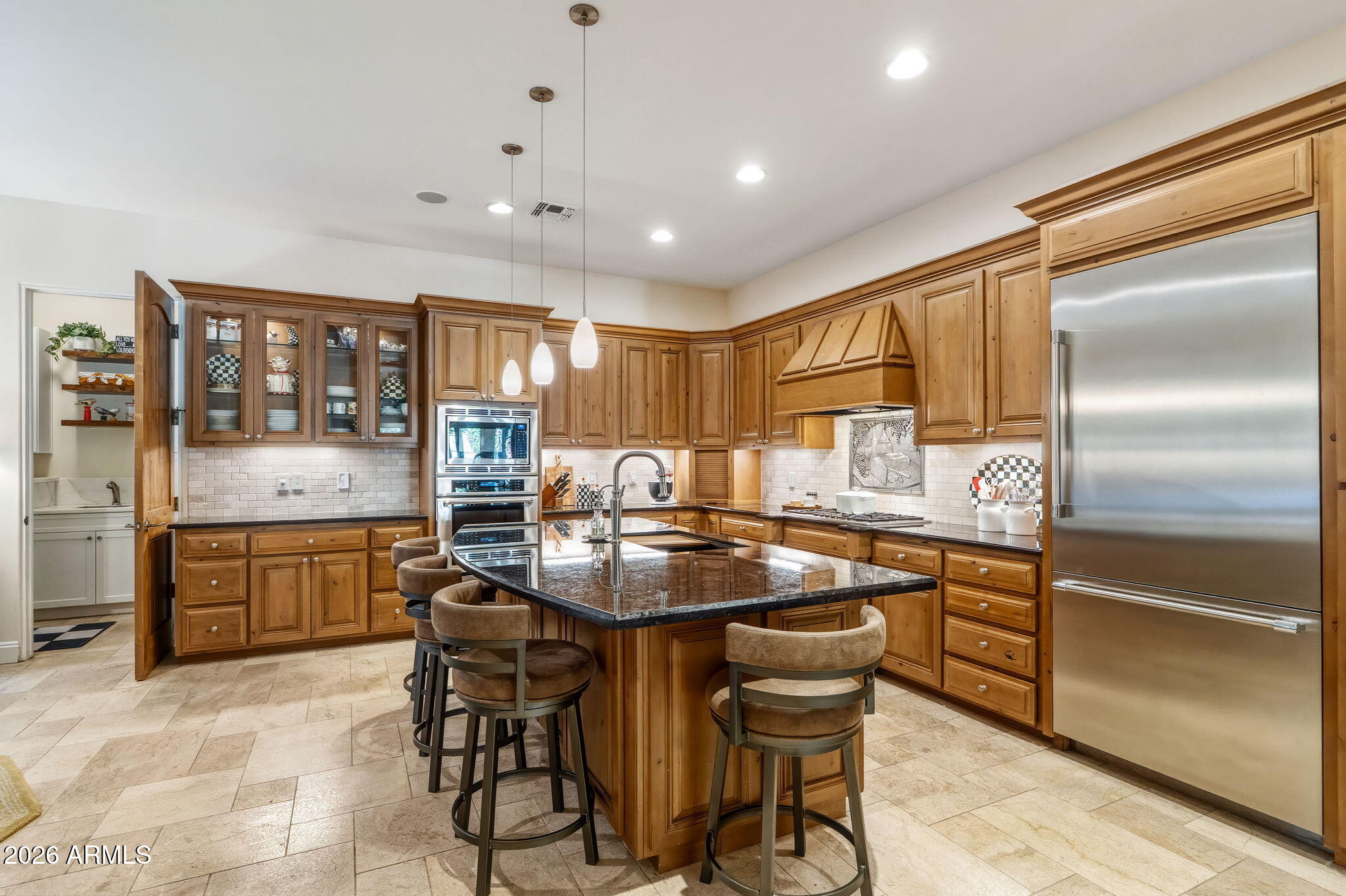 3450 East Pyrenees Pass Phoenix, AZ 85018 - Photo 14 of 55 Kitchen