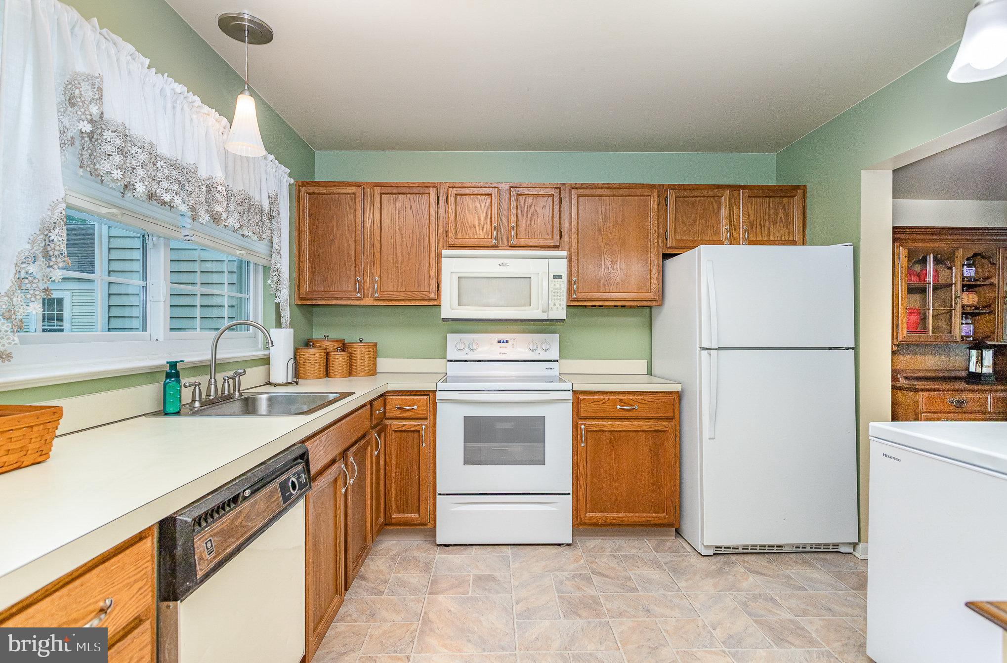 1968 Wexford Road Palmyra, PA 17078 - Photo 5 of 35 Gallery Image 5