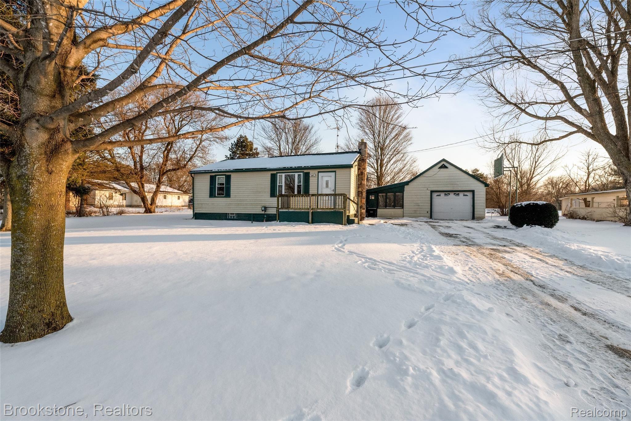 5312 East Frances Road Mount Morris, MI 48458 - Photo 1 of 43 DSC_1826.jpg