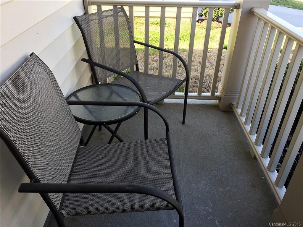 843 Rook Road Charlotte, NC 28216 - Photo 2 of 31